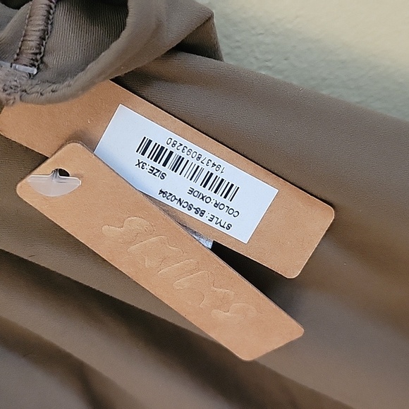 Skims bodysuit size 3x color:oxide - Picture 4 of 4